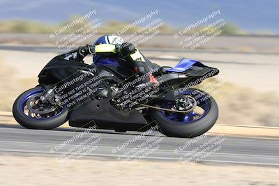 media/Nov-16-2025-Race Pace (Sun) [[8c5fa54630]]/Verified Riders/9-Turn 16 (150pm)/